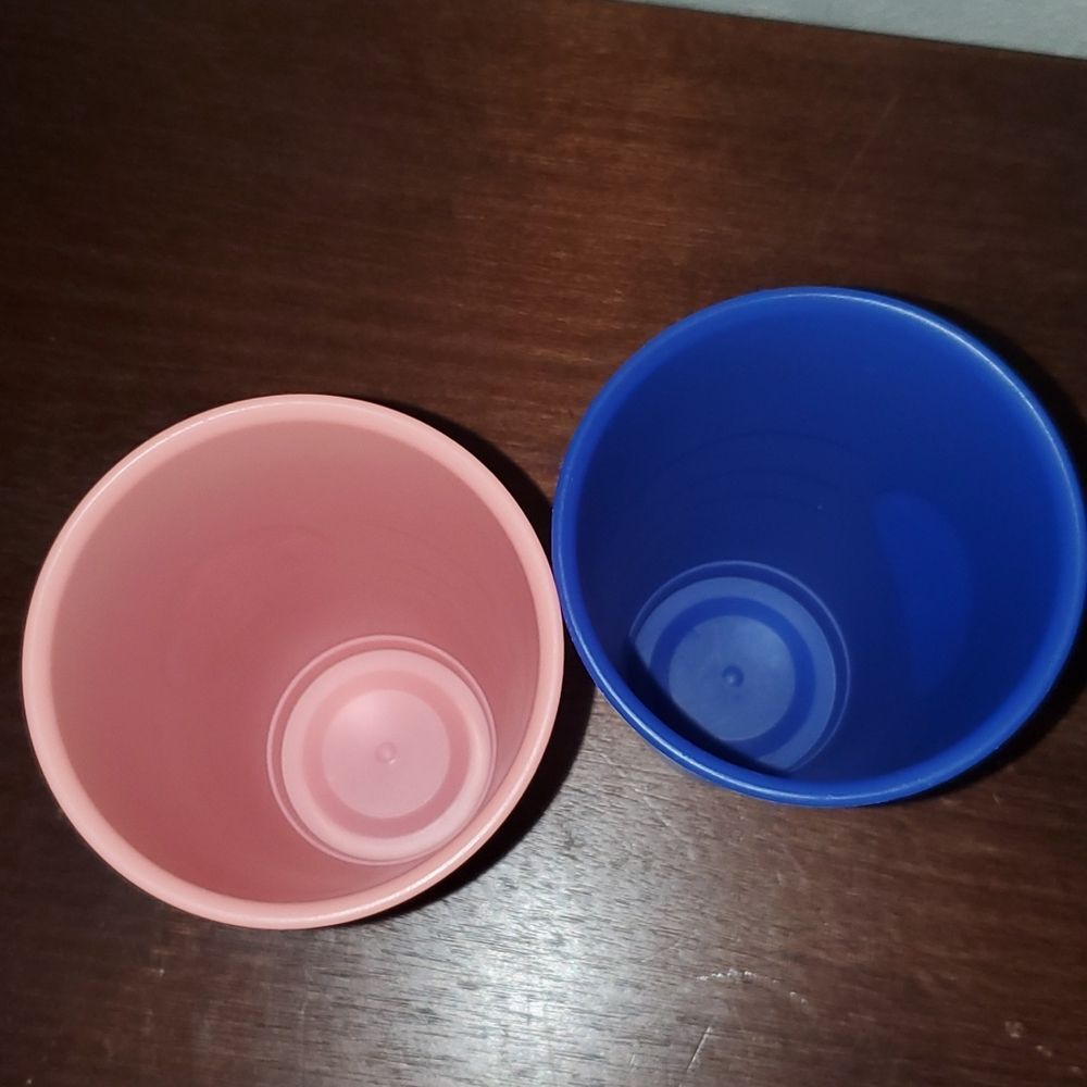 Set of 2 Starbucks Reusable Plastic Venti Cups Frosted Pink Blue 24oz Cold Drink - Picture 7 of 7